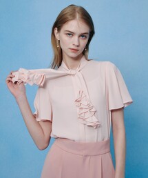 LOULOU WILLOUGHBY（ルルウィルビー）の「【LOULOU WILLOUGHBY】ペタルフリルフレアスリーブブラウス（シャツ/ブラウス）」