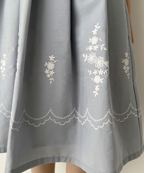 F i.n.t（フィント）の「レース風プリントヘムシャツワンピース（シャツワンピース・レディース・ライトブルー/ブルー・FREE）」の14枚目の写真