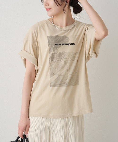 PUAL CE CIN(ピュアルセシン)の「テキストアートプリントTシャツ(Tシャツ/カットソー・レディース・オフホワイト/ベージュ/モカ・FREE)」の5枚目の写真