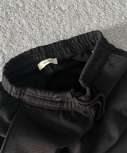 entire studios（エンタイアスタジオ）の「ENTIRE STUDIOS Straight leg sweatpant（スウェットパンツ・メンズ・ブラック/ヘザーグレー/グレー・SMALL）」の4枚目の写真