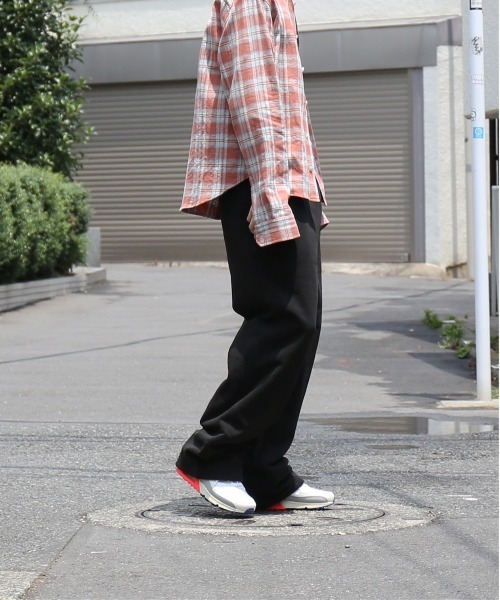 entire studios(エンタイアスタジオ)の「ENTIRE STUDIOS Straight leg sweatpant(スウェットパンツ・メンズ・ブラック/ヘザーグレー/グレー・SMALL/MEDIUM)」の20枚目の写真