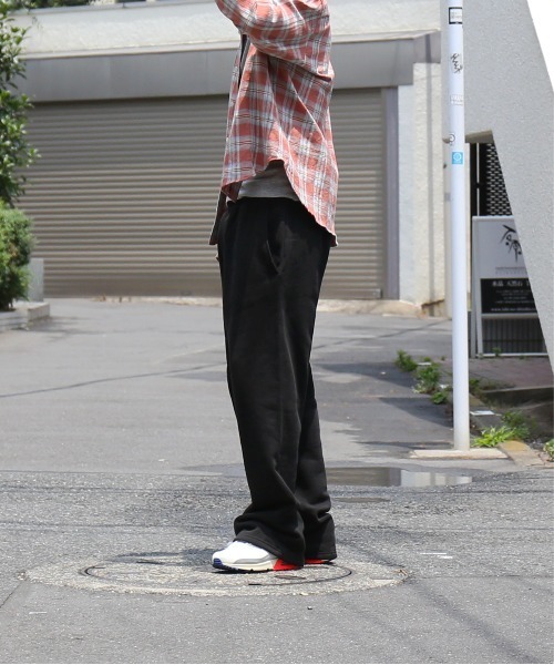 entire studios(エンタイアスタジオ)の「ENTIRE STUDIOS Straight leg sweatpant(スウェットパンツ・メンズ・ブラック/ヘザーグレー/グレー・SMALL/MEDIUM)」の22枚目の写真