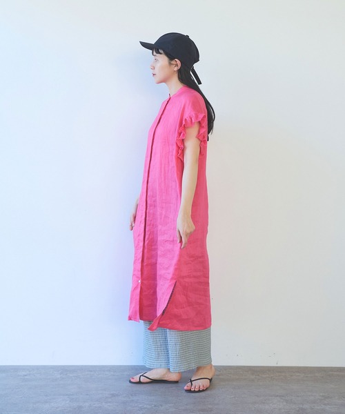 yuni(ユニ )の「60/1Linen gather sleeves one-piece(ワンピース・レディース・ピンク/ブラック/ブルー/アイボリー・FREE)」の19枚目の写真