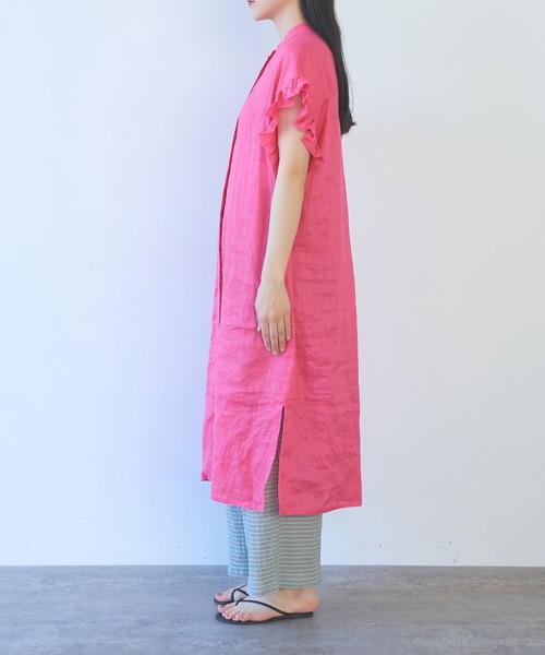 yuni(ユニ )の「60/1Linen gather sleeves one-piece(ワンピース・レディース・ピンク/ブラック/ブルー/アイボリー・FREE)」の6枚目の写真
