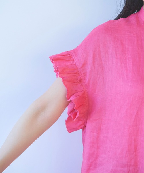 yuni(ユニ )の「60/1Linen gather sleeves one-piece(ワンピース・レディース・ピンク/ブラック/ブルー/アイボリー・FREE)」の10枚目の写真