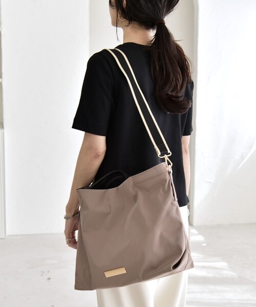 quaranciel（カランシエル）の「quaranciel: ラインベルト 2way ショルダー トート バッグ（A4対応）（トートバッグ・レディース・ブラック/ベージュ/ナチュラル・ONE SIZE）」の17枚目の写真