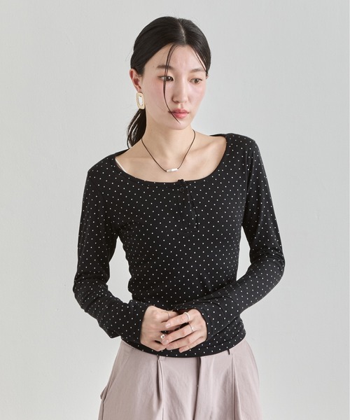 NUJOH(ヌゾ)の「Dot Henley Top / ドットヘンリートップス(Tシャツ/カットソー・レディース・グレー/ブラック/アイボリー・FREE)」の19枚目の写真