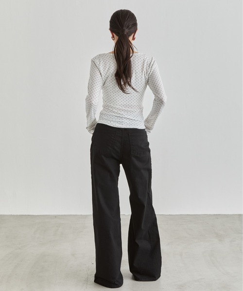 NUJOH(ヌゾ)の「Dot Henley Top / ドットヘンリートップス(Tシャツ/カットソー・レディース・グレー/ブラック/アイボリー・FREE)」の17枚目の写真