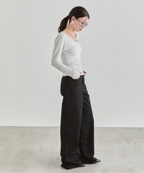 NUJOH(ヌゾ)の「Dot Henley Top / ドットヘンリートップス(Tシャツ/カットソー・レディース・グレー/ブラック/アイボリー・FREE)」の15枚目の写真