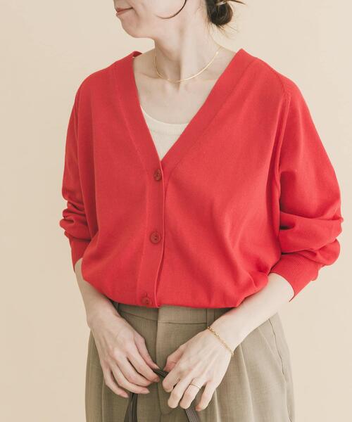 ITEMS URBANRESEARCH(アイテムズ アーバンリサーチ)の「『UVカット/洗濯可』Vネックオーバーカーディガン(楽着シリーズ)(ニット/セーター・レディース・オフホワイト/ブラック/ベージュ/レッド・FREE)」の20枚目の写真