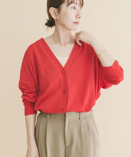 ITEMS URBANRESEARCH(アイテムズ アーバンリサーチ)の「『UVカット/洗濯可』Vネックオーバーカーディガン(楽着シリーズ)(ニット/セーター・レディース・オフホワイト/ブラック/ベージュ/レッド・FREE)」の22枚目の写真