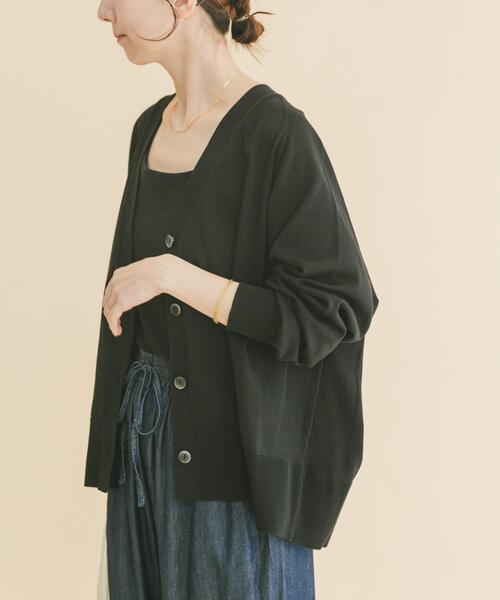 ITEMS URBANRESEARCH（アイテムズ アーバンリサーチ）の「Vネックオーバーカーディガン(楽着シリーズ)（ニット/セーター・レディース・オフホワイト/ブラック/ベージュ/レッド・FREE）」の10枚目の写真