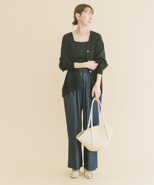 ITEMS URBANRESEARCH（アイテムズ アーバンリサーチ）の「Vネックオーバーカーディガン(楽着シリーズ)（ニット/セーター・レディース・オフホワイト/ブラック/ベージュ/レッド・FREE）」の8枚目の写真