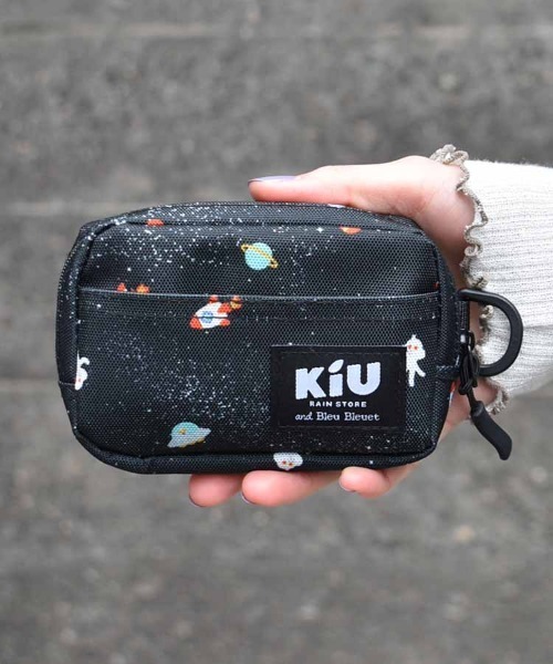 KiU(キウ)の「【KiU and BleuBleuet】KiUウォーターリペレントポーチM(ポーチ・レディース・ブラック/ネイビー/ブラック系その他/ブルー/ブルー系その他/ネイビー系・FREE)」の7枚目の写真