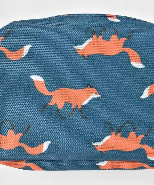 KiU(キウ)の「【KiU and BleuBleuet】KiUウォーターリペレントポーチM(ポーチ・レディース・ブラック/ネイビー/ブラック系その他/ブルー/ブルー系その他/ネイビー系・FREE)」の16枚目の写真