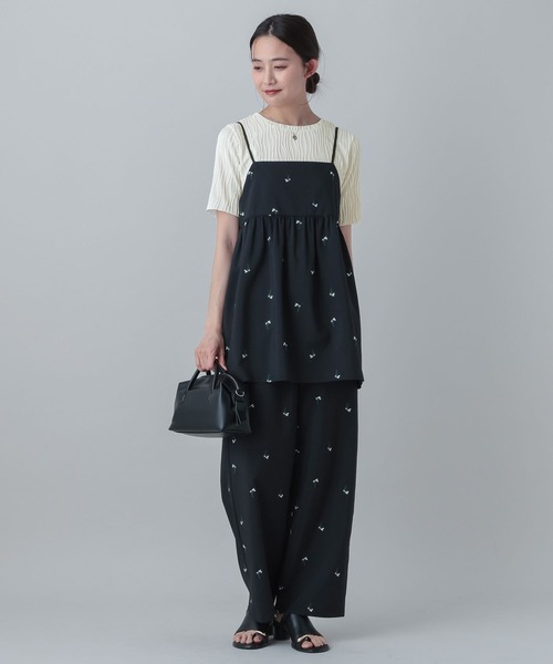 GLOBAL WORK（グローバルワーク）の「MATINEE LINE/ナミナミストライプ半袖T/658131（Tシャツ/カットソー・レディース・ブラック/アイボリー/ライトグリーン/ブラウン・LARGE/MEDIUM）」の5枚目の写真