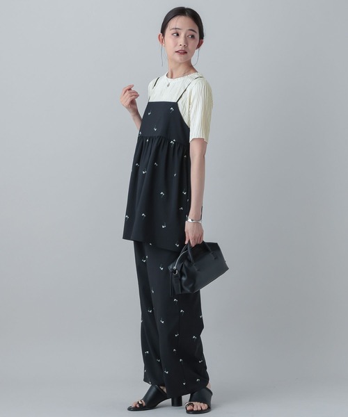 GLOBAL WORK（グローバルワーク）の「MATINEE LINE/ナミナミストライプ半袖T/658131（Tシャツ/カットソー・レディース・ブラック/アイボリー/ライトグリーン/ブラウン・LARGE/MEDIUM）」の6枚目の写真