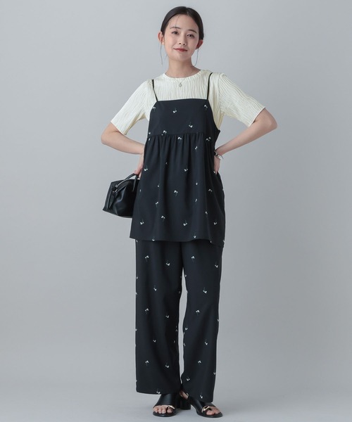 GLOBAL WORK（グローバルワーク）の「MATINEE LINE/ナミナミストライプ半袖T/658131（Tシャツ/カットソー・レディース・ブラック/アイボリー/ライトグリーン/ブラウン・LARGE/MEDIUM）」の7枚目の写真