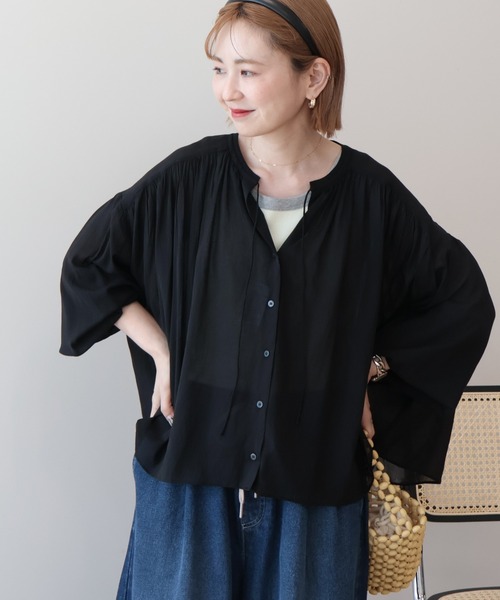 美品　R.N.A ＊ スモッキングギャザーブラウス The rejoiceVネックギャザーブラウス | SEKIMIKI Online