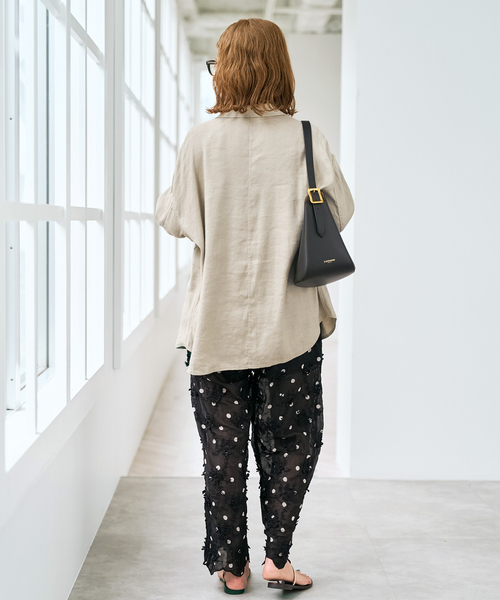 Spick & Span（スピックアンドスパン）の「《洗濯機洗い可》リネンミックスストレッチシャツジャケット（その他アウター・レディース・ベージュ/ブラウン・FREE）」の17枚目の写真