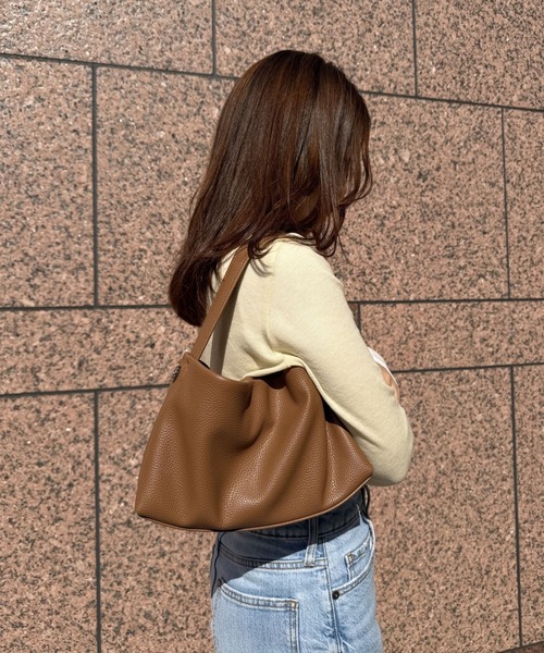 EFOLE(エフォル)の「2Way mini one shoulderbag/2Wayミニワンショルダーバッグ(ショルダーバッグ・レディース・キャメル/ブラック・FREE)」の2枚目の写真