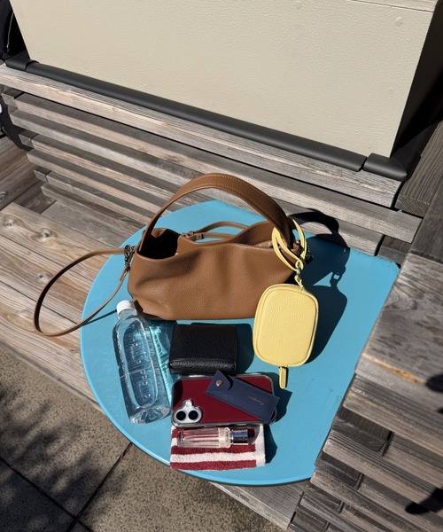 EFOLE(エフォル)の「2Way mini one shoulderbag/2Wayミニワンショルダーバッグ(ショルダーバッグ・レディース・キャメル/ブラック・FREE)」の13枚目の写真