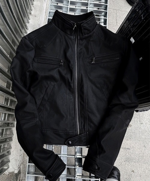 COSYHARU(コシハル)の「56cmクロップハイネックレザージャケット(ライダースジャケット・メンズ・ブラック・LARGE/MEDIUM)」の16枚目の写真