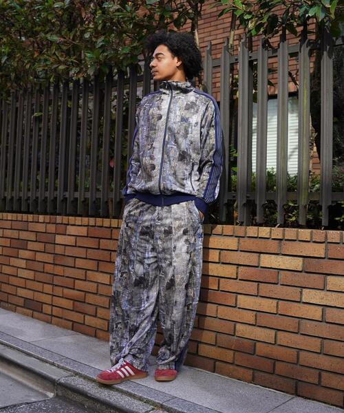 L.H.P(エルエイチピー)の「NEEDLES/ニードルズ/【LHP EXCLUSIVE】TRACK JACKET - POLY SMOOTH/PRINTED(その他アウター・メンズ・その他4・M)」の18枚目の写真