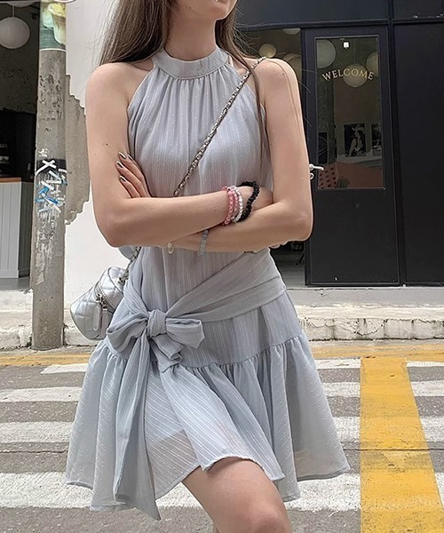 gossip!ロサンゼルス(ゴシップロサンゼルス)の「YUGA 透け感あるホルターネックミニワンピース(ワンピース・レディース・ブルー/ブラック・L/M)」の7枚目の写真