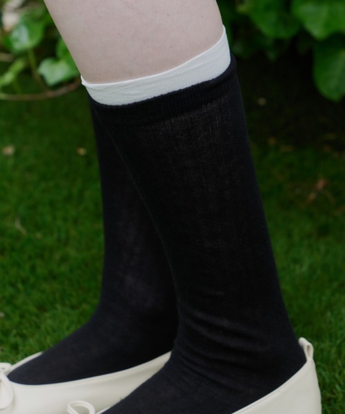 GIUNON(ジウノン)の「loose sheer leyerd socks / ルーズシアーレイヤードソックス(ソックス/靴下・レディース・ホワイト/ブラック・FREE)」の3枚目の写真