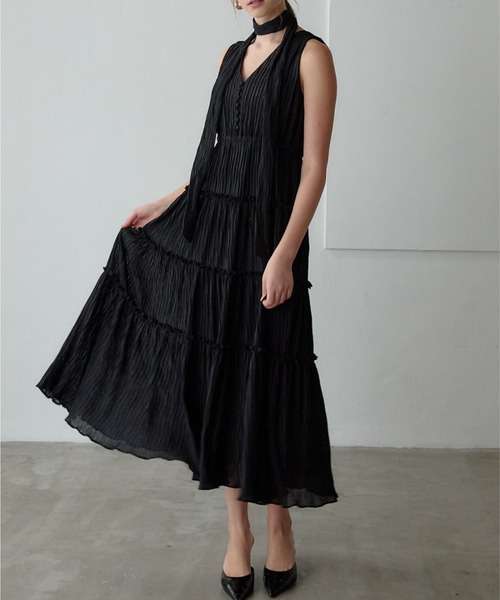 ORGUE(オルグ)の「Tiered flare one-piece/ティアードフレアワンピース(ワンピース・レディース・ブラック/アイボリー・SMALL/MEDIUM)」の1枚目の写真