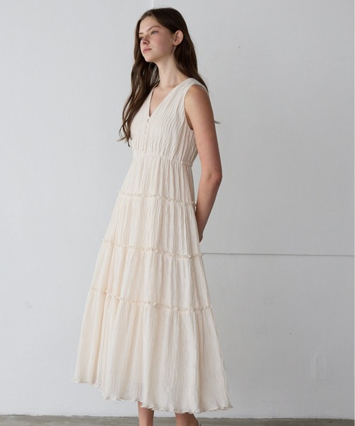 ORGUE(オルグ)の「Tiered flare one-piece/ティアードフレアワンピース(ワンピース・レディース・ブラック/アイボリー・SMALL/MEDIUM)」の9枚目の写真