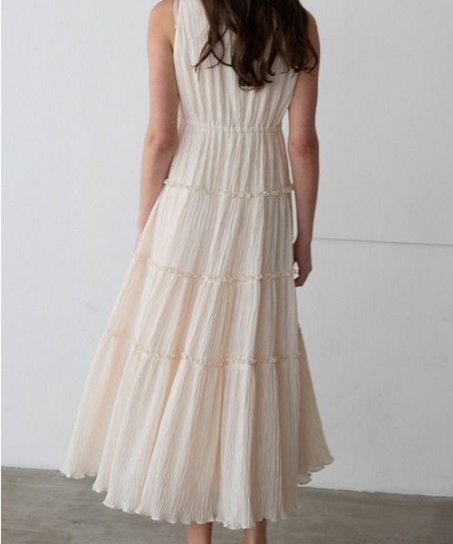 ORGUE(オルグ)の「Tiered flare one-piece/ティアードフレアワンピース(ワンピース・レディース・ブラック/アイボリー・SMALL/MEDIUM)」の7枚目の写真