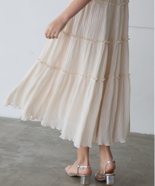 ORGUE(オルグ)の「Tiered flare one-piece/ティアードフレアワンピース(ワンピース・レディース・ブラック/アイボリー・SMALL/MEDIUM)」の3枚目の写真