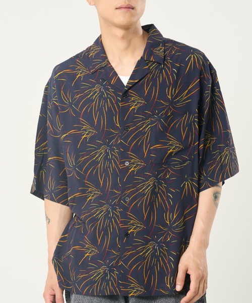 CORISCO(コリスコ)の「レーヨンアロハシャツ(M1)(シャツ/ブラウス・メンズ・その他1/その他4/その他7/その他9/その他6/その他8/その他10/その他2/その他3/その他5・MEDIUM/LARGE/X-LARGE)」の3枚目の写真