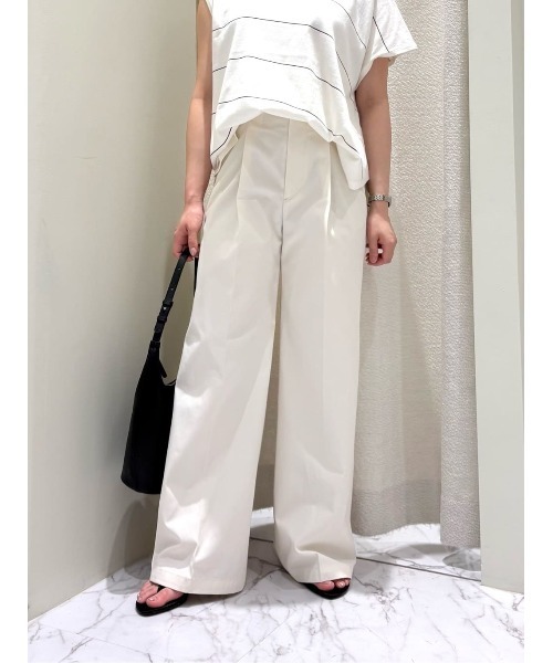 ESTNATION(エストネーション)の「ESTNATION / サイドタブ ストレートワイドパンツ(スラックス・レディース・カーキ/ブラック/オフホワイト・36/38)」の8枚目の写真