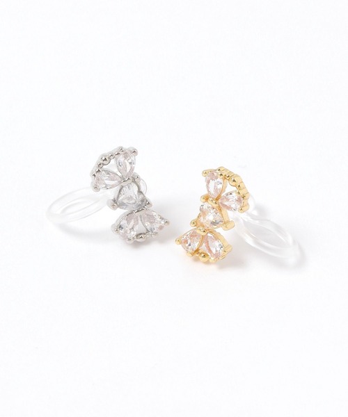 LAKOLE(ラコレ)の「オールビジューリボンノンホールピアス / 663741(ピアス(両耳用)・レディース・その他1/その他2・FREE)」の3枚目の写真