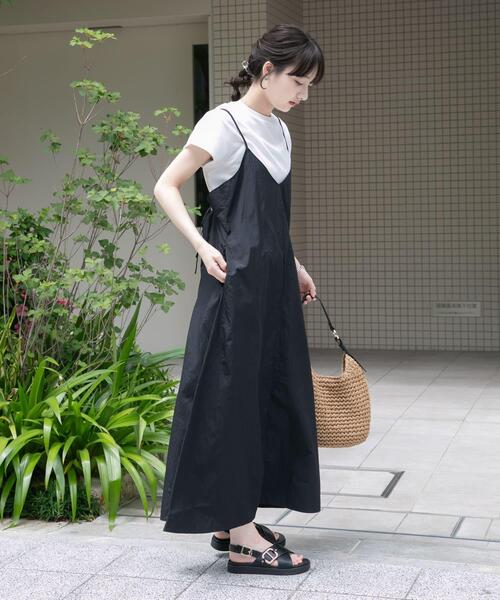 ITEMS URBANRESEARCH(アイテムズ アーバンリサーチ)の「『洗濯可』ワッシャーナイロンキャミワンピースセット(楽着シリーズ)(ワンピース・レディース・ブラック系その他/ベージュ系その他/ブラウン系その他・FREE)」の7枚目の写真