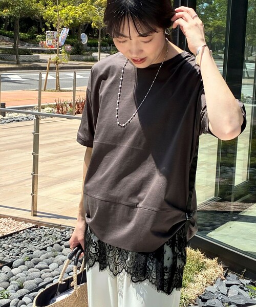 MICO COULIER(ミコクリエ)の「シルケットサイドロールアップT(Tシャツ/カットソー・レディース・オフホワイト/チャコールグレー/サックスブルー・38)」の3枚目の写真
