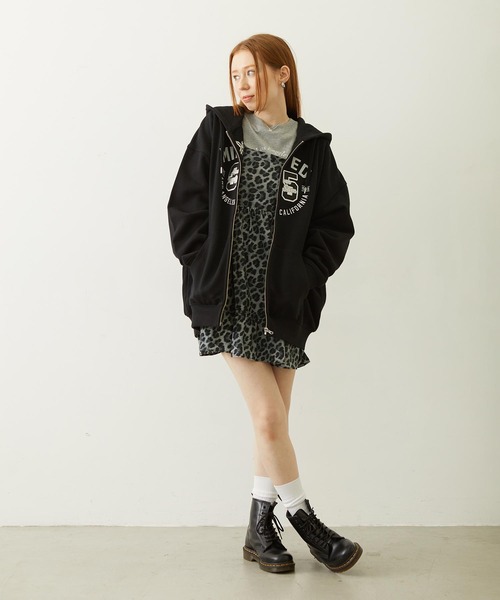 MILKFED.(ミルクフェド)の「LEOPARD PRINT MINI DRESS(ワンピース・レディース・ベージュ/ブラック・ONE SIZE)」の13枚目の写真