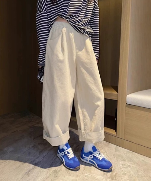 FAVORITO(ファヴォリート)の「ハイウエストパンツ(その他パンツ・レディース・パープル/ネイビー/イエロー/ベージュ/ダークグリーン・XL/L/M/S)」の2枚目の写真
