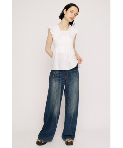 SLY(スライ)の「SEERSUCKER ARM FRILL TOPS シアーサッカーアームフリルトップス 春服 夏服(シャツ/ブラウス・レディース・ホワイト/ブラック・FREE)」の4枚目の写真