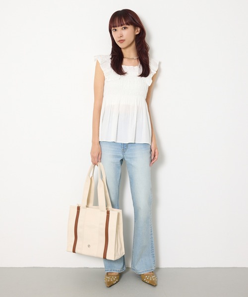 SLY(スライ)の「SEERSUCKER ARM FRILL TOPS シアーサッカーアームフリルトップス 春服 夏服(シャツ/ブラウス・レディース・ホワイト/ブラック・FREE)」の20枚目の写真