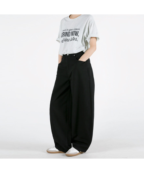 UMM(ウム)の「レディースウエストバンディングバルーンワイドウォッシングコットンパンツ3COLOR(その他パンツ・レディース・ブラウン/ライトベージュ/ブラック・SMALL/MEDIUM/LARGE)」の2枚目の写真
