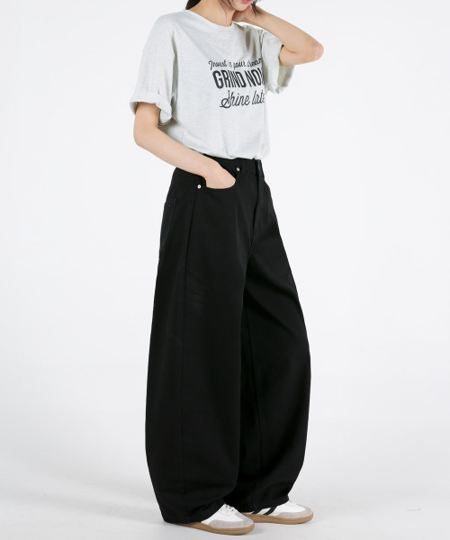 UMM(ウム)の「レディースウエストバンディングバルーンワイドウォッシングコットンパンツ3COLOR(その他パンツ・レディース・ブラウン/ライトベージュ/ブラック・SMALL/MEDIUM/LARGE)」の10枚目の写真