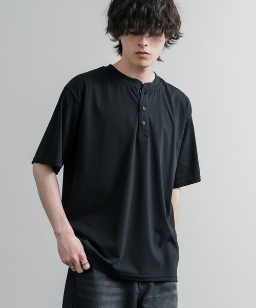 KRIFF MAYER(クリフメイヤー)の「KRIFF MAYER クリフメイヤー 接触冷感・UVカット 夏季GO!TEE ヘンリーネック半袖Tシャツ 2555125(Tシャツ/カットソー・メンズ・ブラック/ブルー/オフホワイト/レッド/ベージュ・M/XL/L)」の3枚目の写真