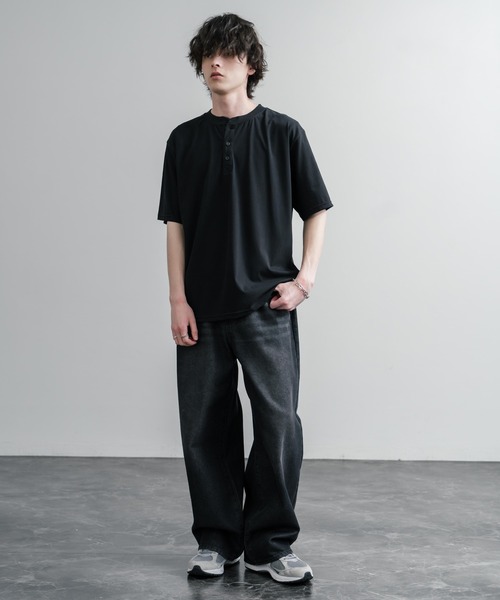 KRIFF MAYER(クリフメイヤー)の「KRIFF MAYER クリフメイヤー 接触冷感・UVカット 夏季GO!TEE ヘンリーネック半袖Tシャツ 2555125(Tシャツ/カットソー・メンズ・ブラック/ブルー/オフホワイト/レッド/ベージュ・M/XL/L)」の16枚目の写真