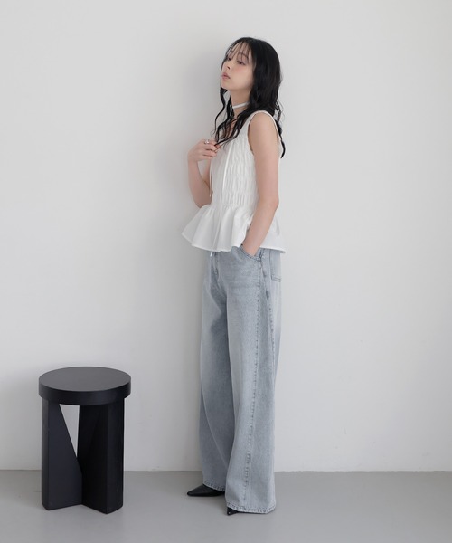 LIAN(リアン)の「ルーズワイドデニムパンツ(デニムパンツ・レディース・ブルー系その他/ブラック/ブルー・SMALL/MEDIUM)」の5枚目の写真