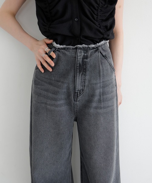 LIAN(リアン)の「ルーズワイドデニムパンツ(デニムパンツ・レディース・ブルー系その他/ブラック/ブルー・SMALL/MEDIUM)」の10枚目の写真