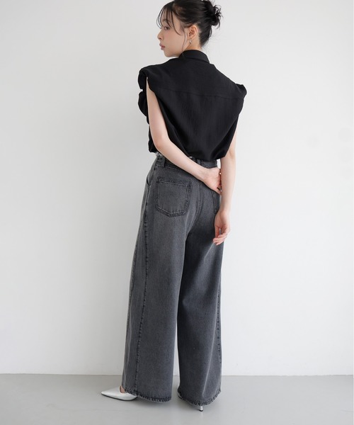 LIAN(リアン)の「ルーズワイドデニムパンツ(デニムパンツ・レディース・ブルー系その他/ブラック/ブルー・SMALL/MEDIUM)」の12枚目の写真